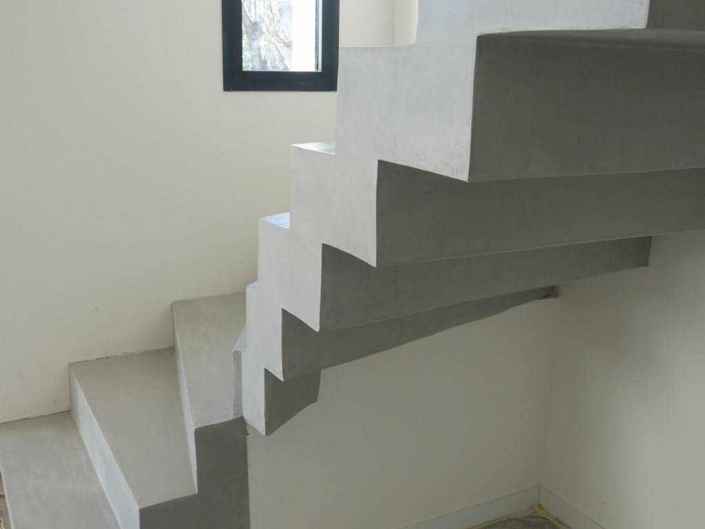 Création d'escalier en béton Taradeau