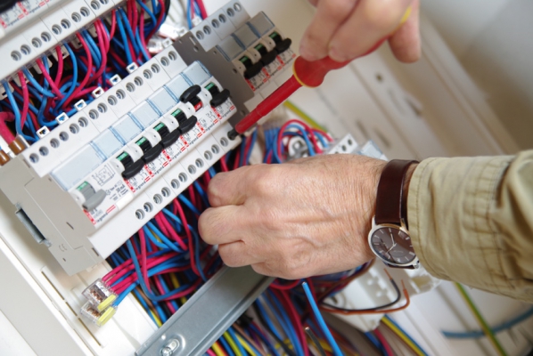 Remplacement de tableau électrique à Toulon